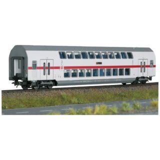 TRIX H0 23254 H0 dubbeldeksrijtuig IC2 van de DB-AG DBpza 682.2, 2e klas, rijennummer 4