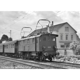 Piko H0 51418 Piko H0 51418 H0 elektrische locomotief E 32 15 van de DB