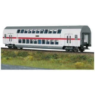 TRIX H0 23257 H0 dubbeldeksrijtuig IC2 van de DB-AG DBpza 682.2, 2e klas, rijennummer 2